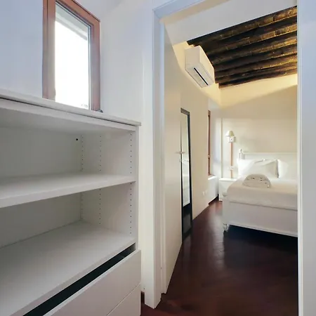 Dainty Paradiso Near Piazza Navona Appartement
