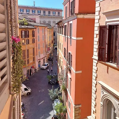 Dainty Paradiso Near Piazza Navona Appartement *